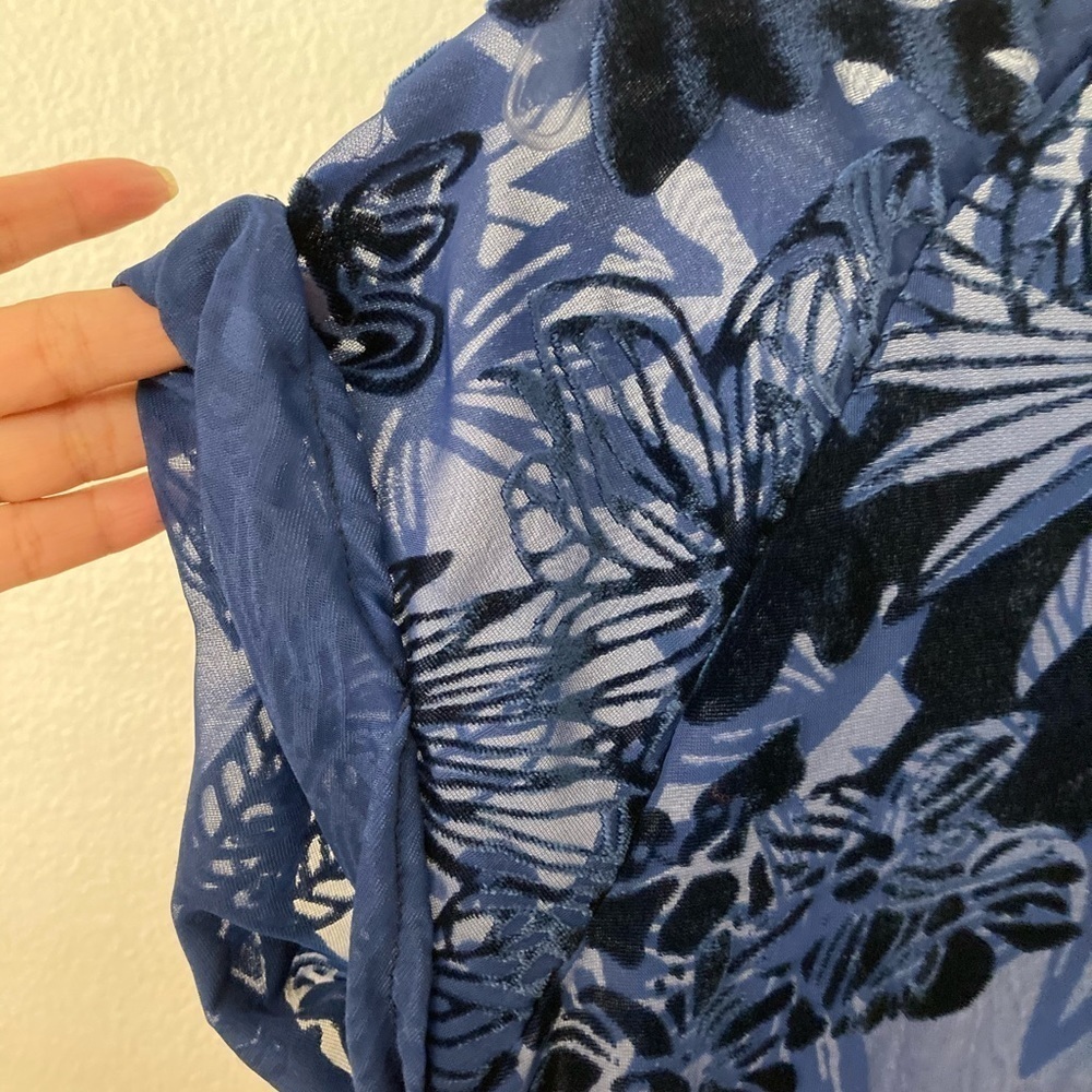 Ecote Dark Blue Short Sleeves Size XS/S Top - Picture 3 of 6